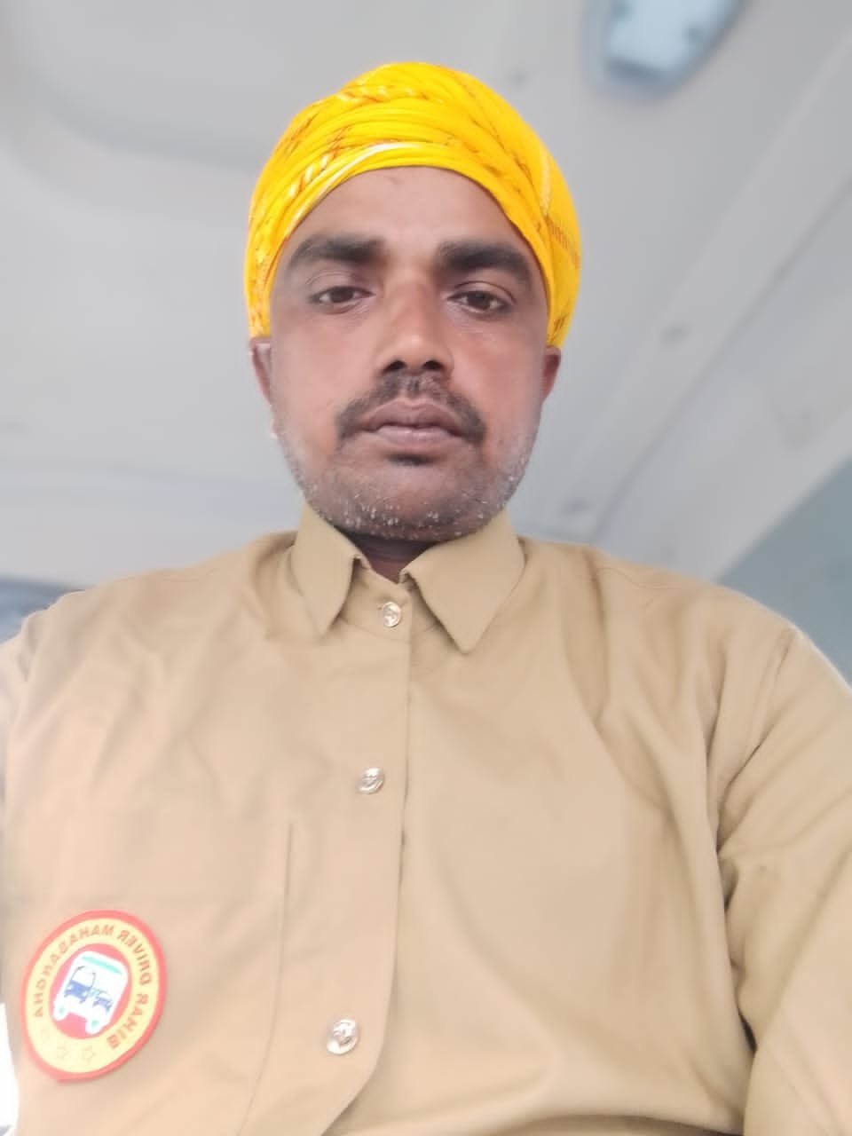 Sikanfar  paswan