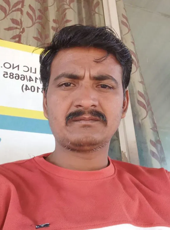 रंगलेश कुमार