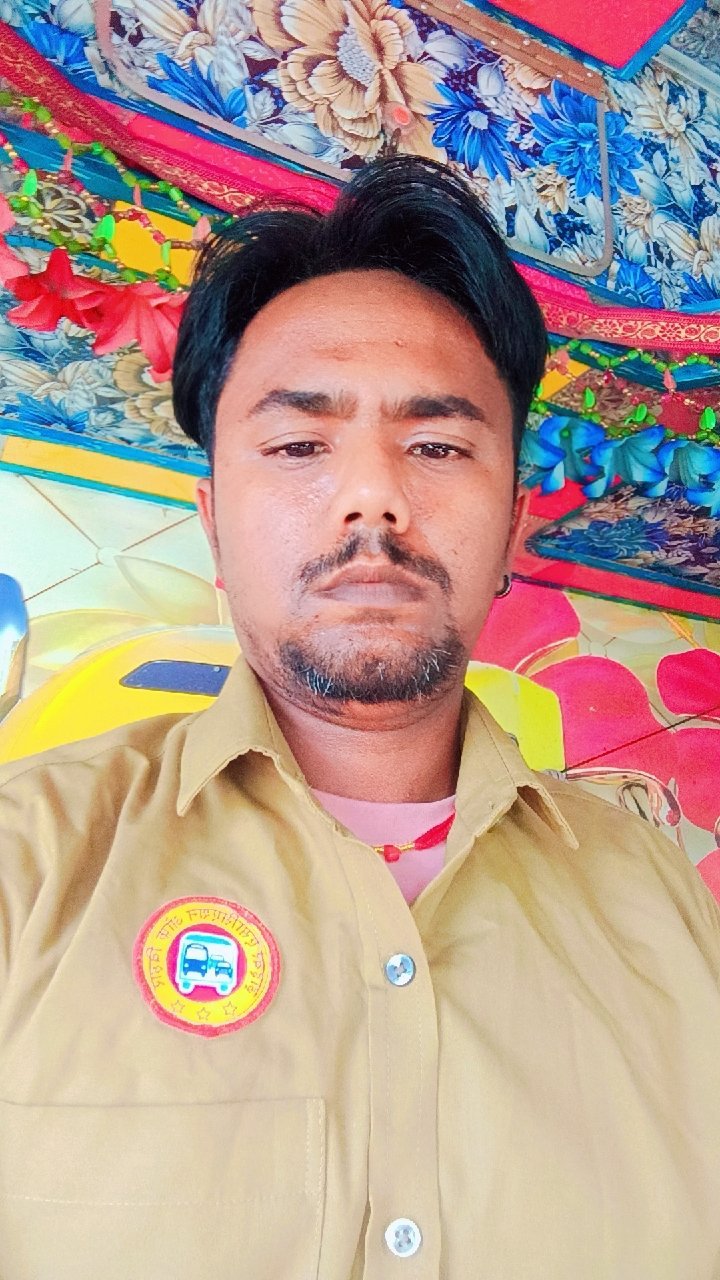 राकेश कुमार यादव