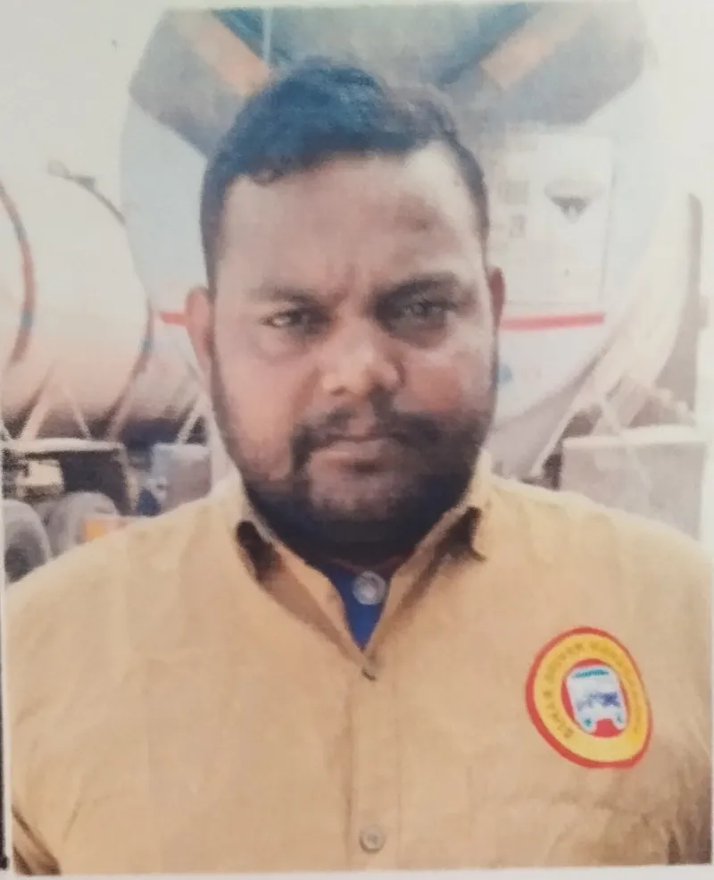 उजवल ठाकुर