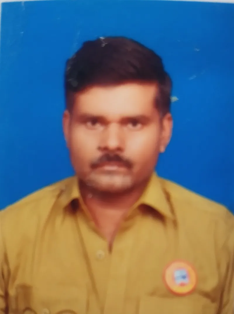 नवलेश यादव