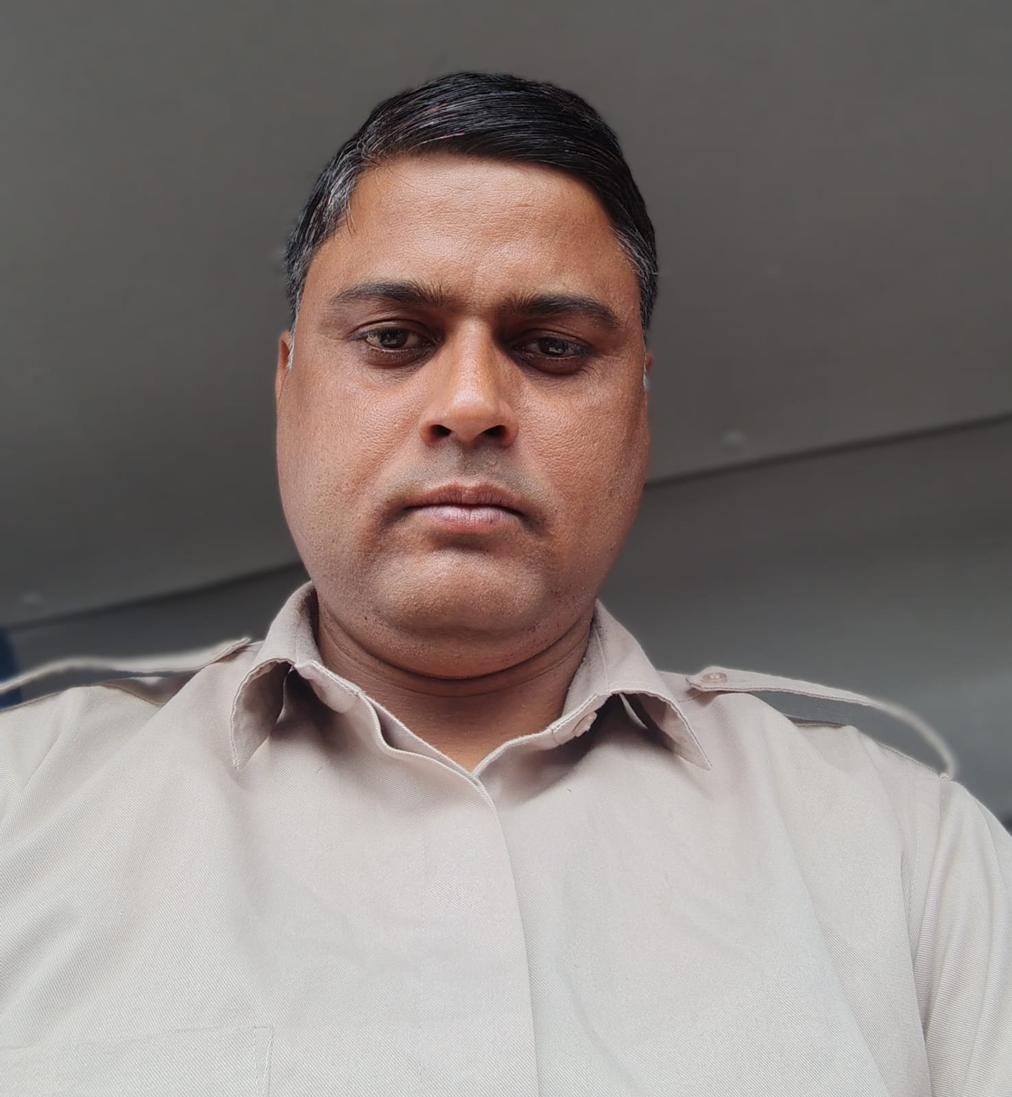 Mr.Suresh Kumar Singh