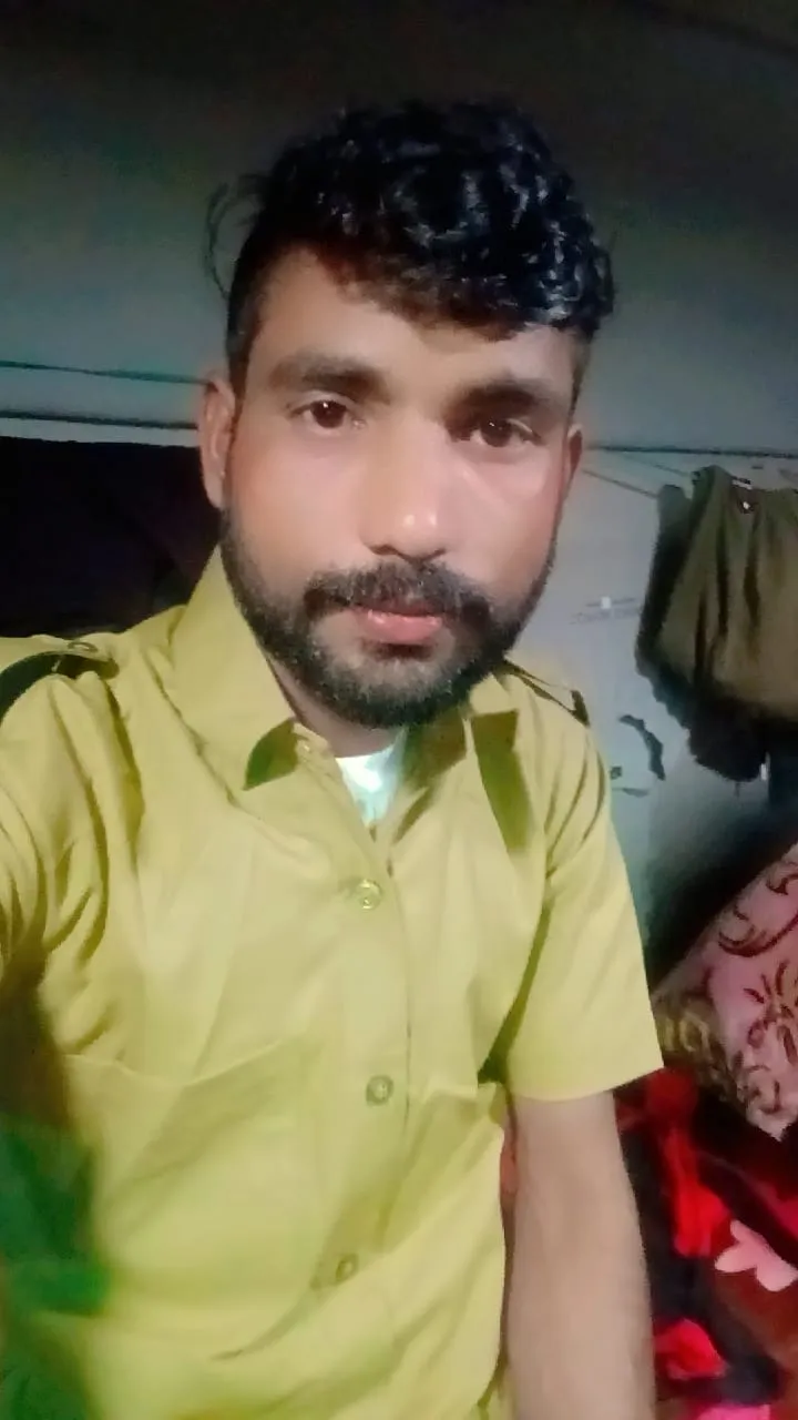 प्रवेश यादव