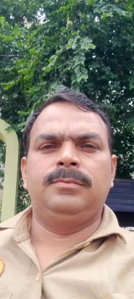 अनिल यादव